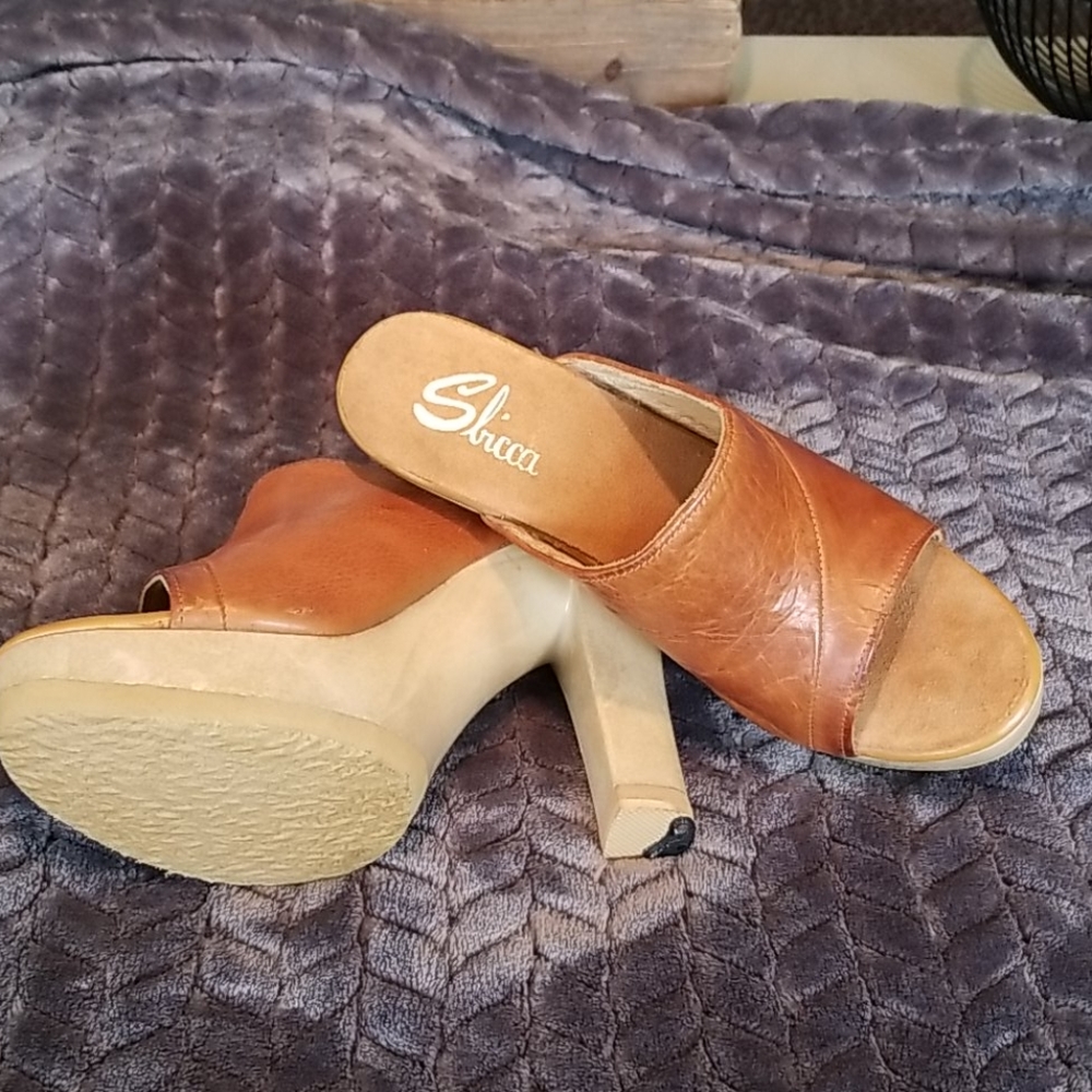 Sbicca Vintage flatforms